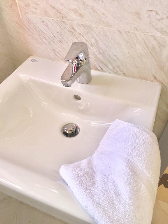 Luciano - Self Catering Appartement La Valette